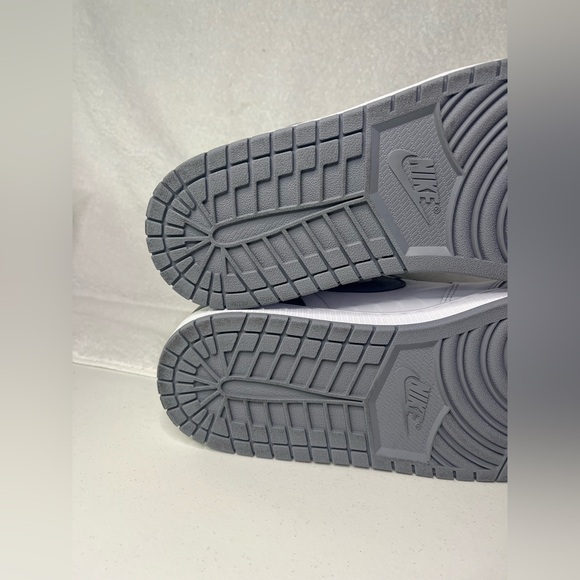 Nike Air Jordan 1 Retro High OG Stealth Size 15 - Picture 13 of 13